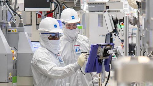 英特爾愛爾蘭工廠完成關鍵設備安裝調試，正式啟動Intel 4芯片生產